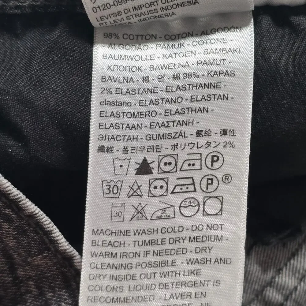 Levi’s High Waisted Mom Jeans Black Acid Wash Raw Hem Straight Leg 32 Y2K Grunge - Picture 11 of 11